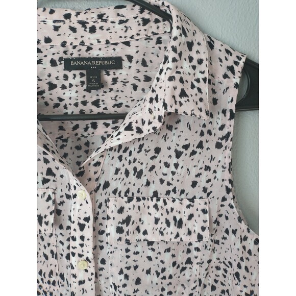 BananaRepublic BlushPink BlackLeopardPrint SleevelessButtonBlouse Women’sSPetite - Picture 4 of 7
